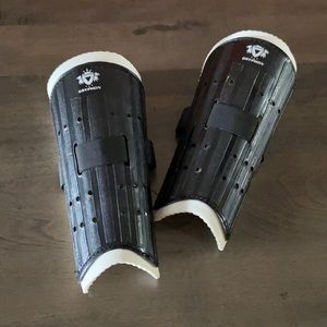 Field hockey shinguards